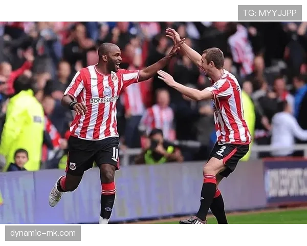 伯恩利传奇球星回归助阵，全力冲击新赛季英超荣耀