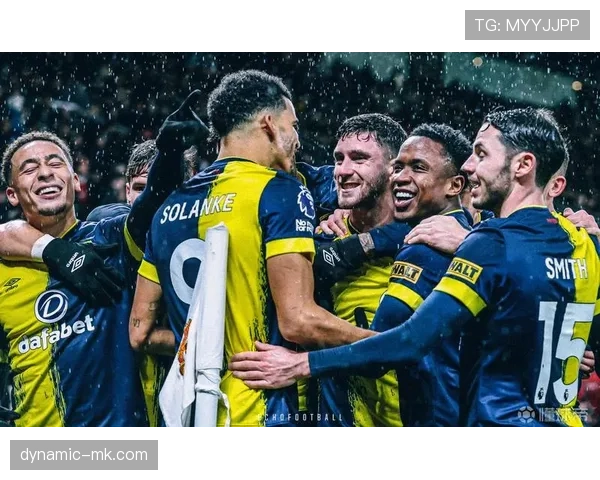 伯恩茅斯樱桃甜蜜崛起,社区温情助力球队稳步前行 伯恩茅斯樱桃甜蜜崛起,社区温情助力球队稳步前行